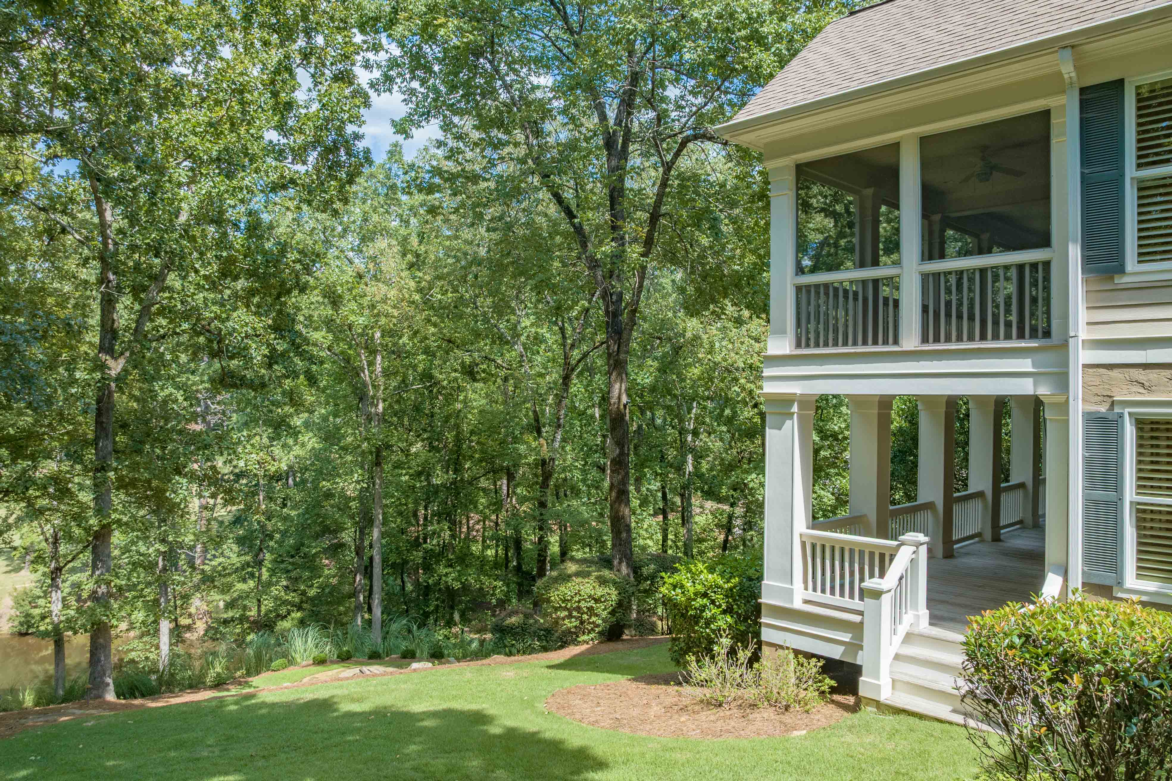 1050 Dejarnet Place image 47